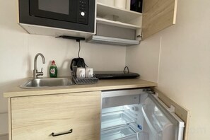 Private kitchen - StarNest Shepherd's Bush (London)