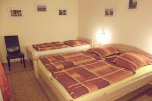 2 室のベッドルーム、アイロン / アイロン台、インターネット、ベッドシーツ