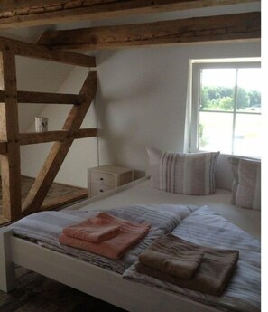 3 chambres, bureau, fer et planche à repasser, Wi-Fi gratuit