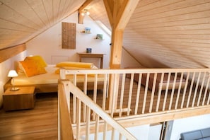 2 habitaciones, acceso a internet y ropa de cama