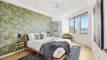 3 bedrooms, iron/ironing board, travel cot, free WiFi