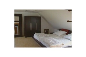 3 Schlafzimmer, kostenloses WLAN, Bettwäsche