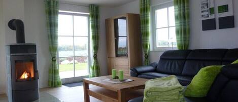 Smart-tv, pejs, stereoanlæg