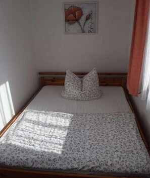 2 bedrooms