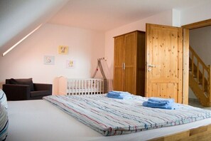 2 bedrooms, Internet