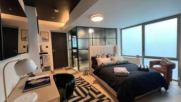 1 quarto, ferros/tábuas de passar roupa, Wi-Fi, roupa de cama