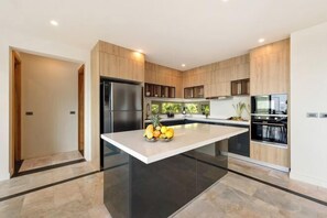 Room - Chaweng Noi Villa Managed by Saitara Peak (Koh Samui)