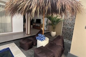 Kolam renang terbuka