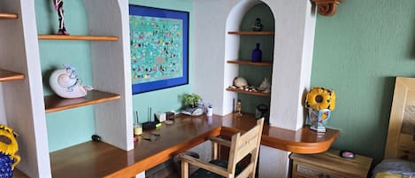 1 chambre, fer et planche Ă repasser, accĂšs Internet, draps fournis