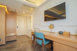 Room - Osaka Kansai Airport Hotel (Izumisano)