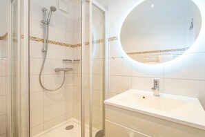 Dusche, Haartrockner