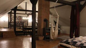 4 Schlafzimmer, Schreibtisch, Bügeleisen/Bügelbrett, kostenloses WLAN