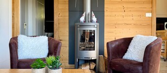 Le P'tit Schuss, a chalet on the slopes with a view!