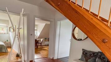 2 bedrooms, internet