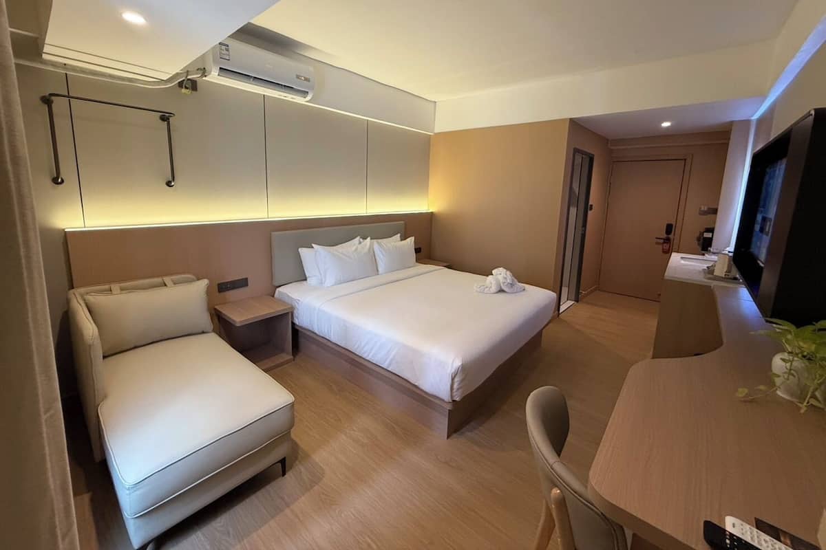 Deluxe Double Room | Desk, free WiFi