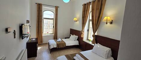 Twin Room (2 Single Beds) | Façade de lâhĂ©bergement