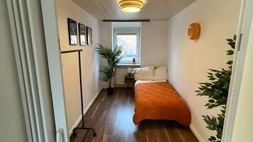 2 Schlafzimmer, Bügeleisen/Bügelbrett, Reisekinderbett, kostenloses WLAN