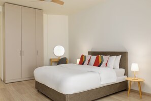 Apartment, 1 Double Bed with Sofa bed | Blackout drapes, iron/ironing board, free WiFi - Vivienne by halu (Thessaloniki)
