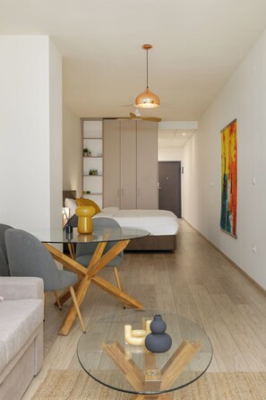 Living area - Vivienne by halu (Thessaloniki)