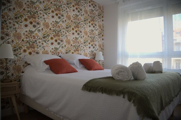 1 soverom, strykejern/-brett, wi-fi og sengetøy