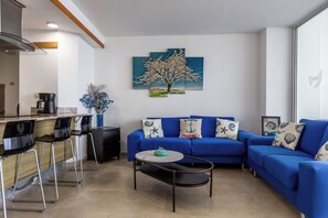 Smart TV - 11th Floor| BeachFront| Gym| Full Kitchen (Juan Dolio)