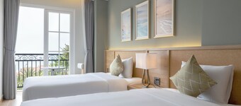 HD Hotel Sunset Town