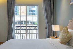 Deluxe Double Room, City View | Desk, free WiFi