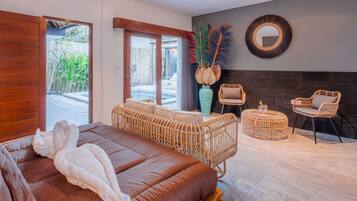 Luxury Villa, Garden View | Individually decorated, individually furnished, desk, laptop workspace