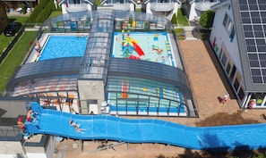 Innenpool, Liegestühle