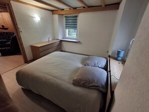 2 Schlafzimmer, Bügeleisen/Bügelbrett, Reisekinderbett, kostenloses WLAN