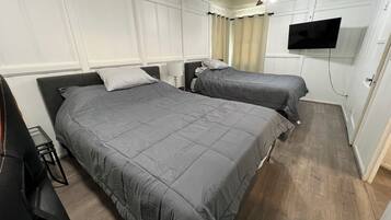 2 bedrooms, iron/ironing board, WiFi, bed sheets