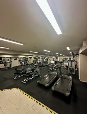Gym - Przystanek Słupno (Słupno)