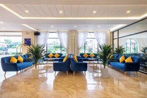 Lobby sitting area - Sandals Star Hotel (Duc Trong)