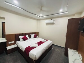 Deluxe Double Room | Free WiFi