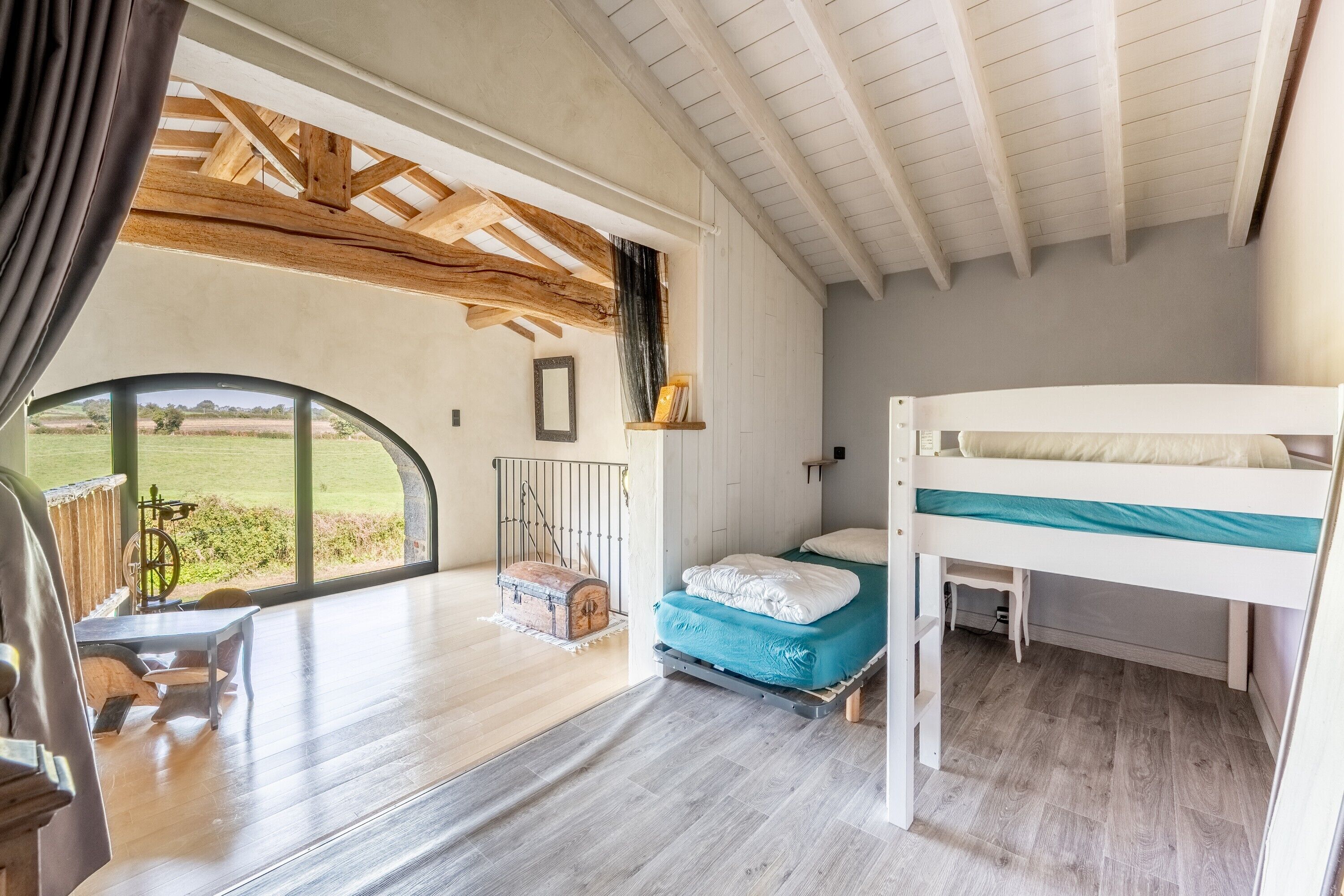 Fer et planche à repasser, Wi-Fi