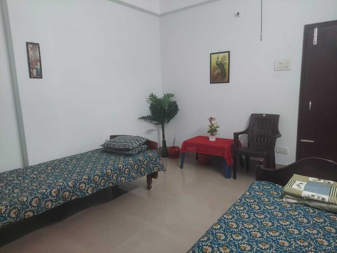 4 slaapkamers, een strijkplank/strijkijzer, wifi, beddengoed