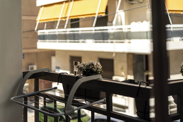 Terrace/patio - Cozy 2BR Family-Friendly Pangrati (Athens)