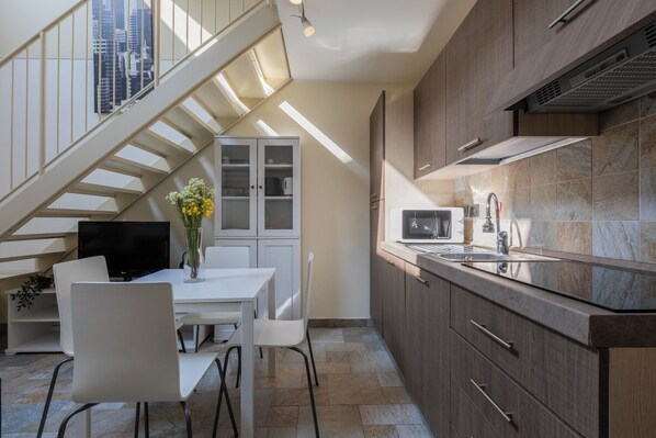 Classic Apartment | Private kitchen | Fridge, microwave, espresso maker, electric kettle