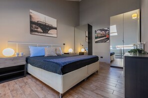 デラックス アパートメント | アイロン / アイロン台、WiFi (無料)、ベッドシーツ