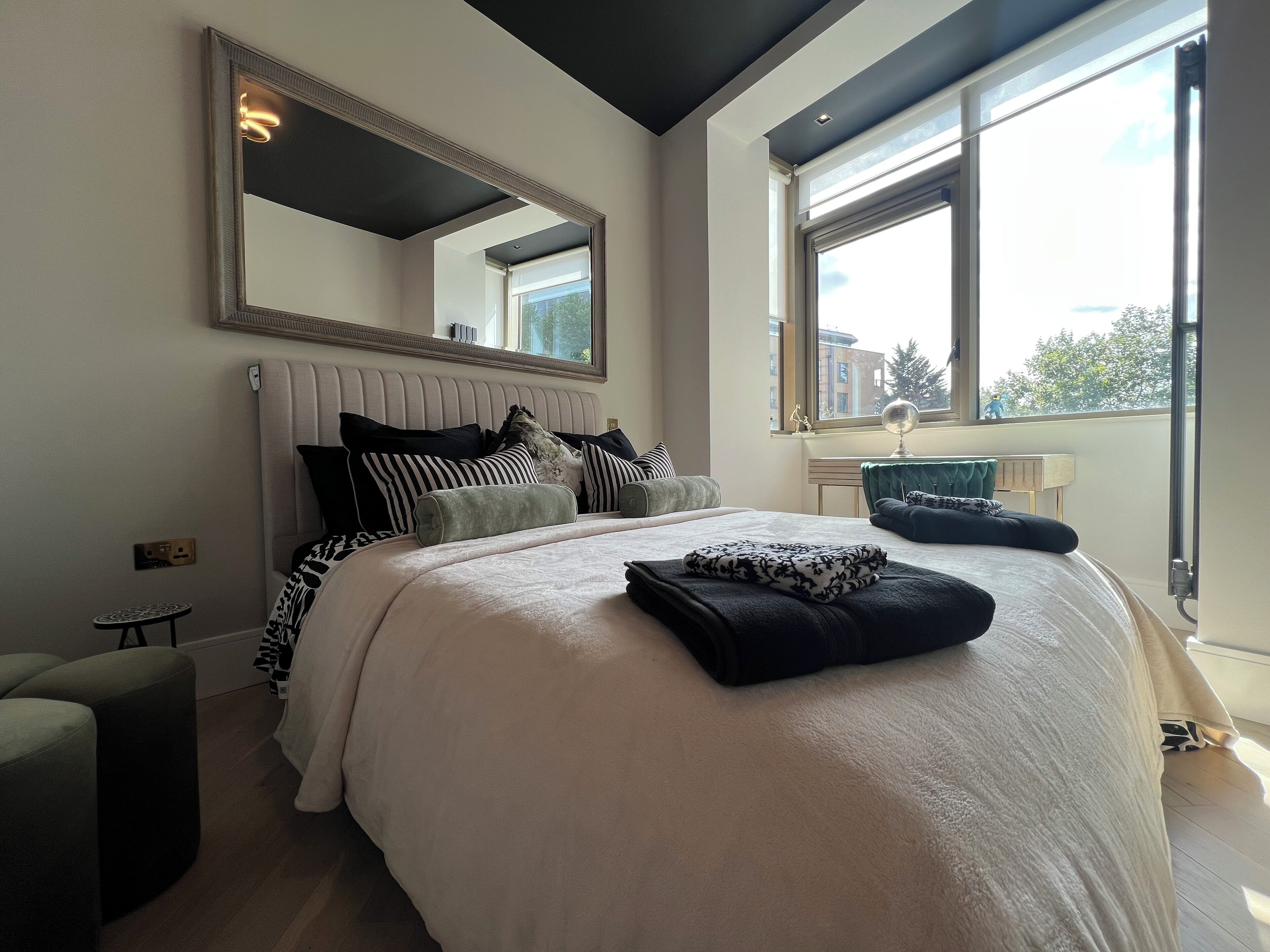 1 quarto, ferros/tábuas de passar roupa, Wi-Fi, roupa de cama