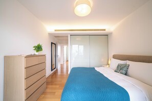 Superior Apartment, 3 Bedrooms, Kitchen, City View | Iron/ironing board, free WiFi