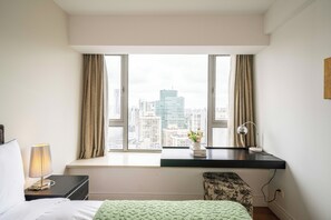 Superior Apartment, 3 Bedrooms, Kitchen, City View