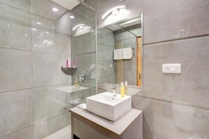 Bathroom - Hotel Mr. J (Gurugram)