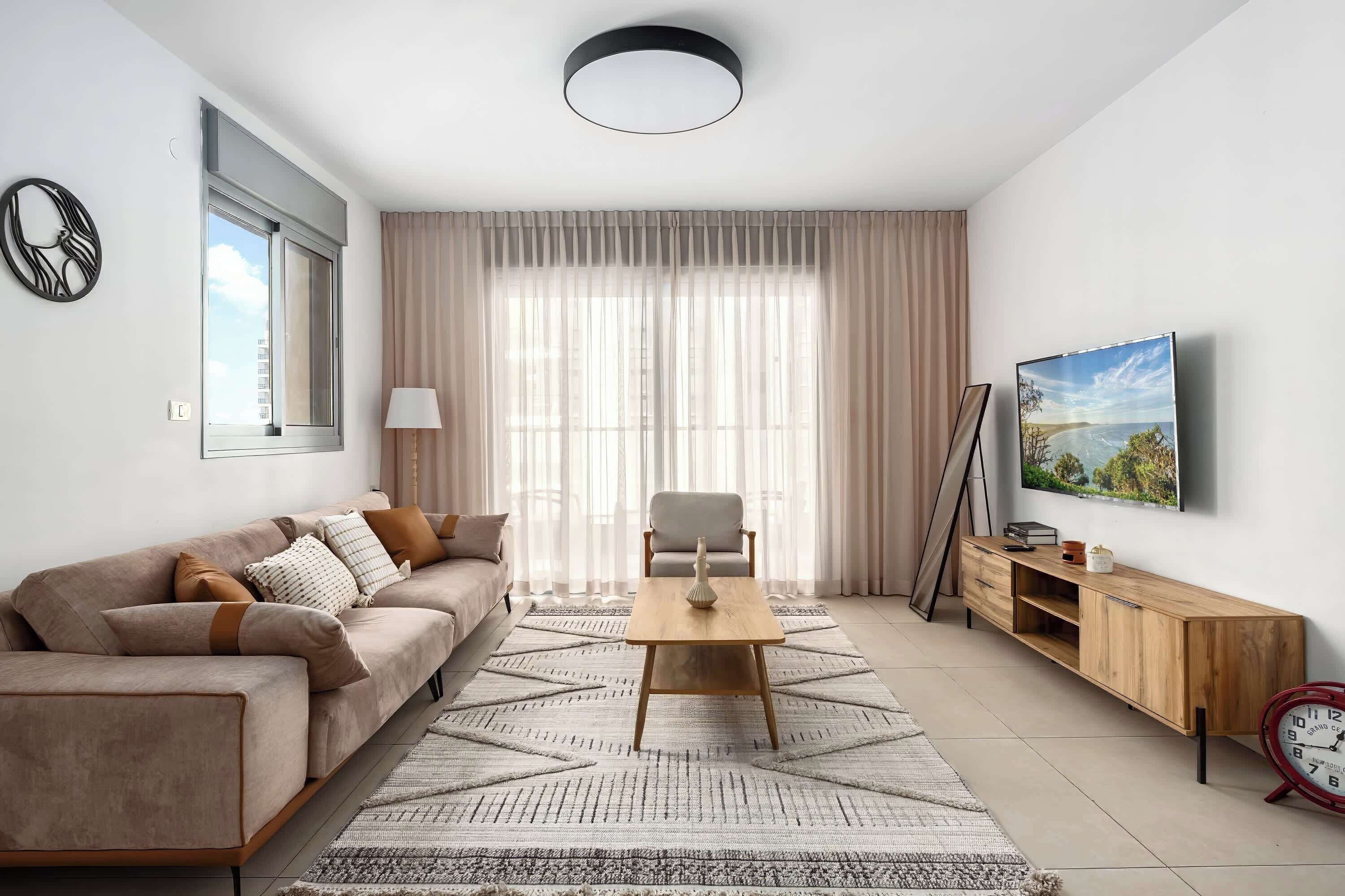 テレビ、書斎 / ワークスペース