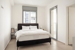 3 Schlafzimmer, Bügeleisen/Bügelbrett, Reisekinderbett, WLAN