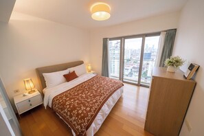 Superior Apartment, 3 Bedrooms, Balcony, City View