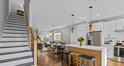 On Cloud Durham + 2BR w/ Rooftop Deck