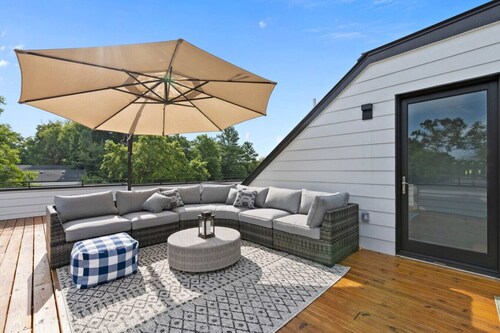 On Cloud Durham + 2BR w/ Rooftop Deck