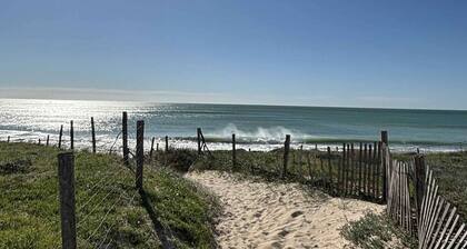 3-bedroom house near the beach in Saint-Denis-d'Oléron, perfect for water sports