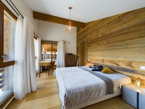 4 makuuhuonetta, ilmainen Wi-Fi